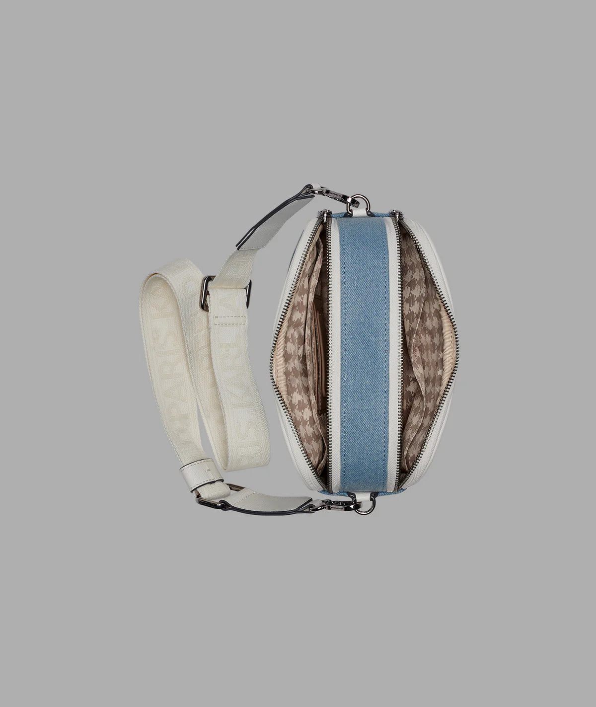 Bolso bandolera Maybelline de mezclilla con broche doble